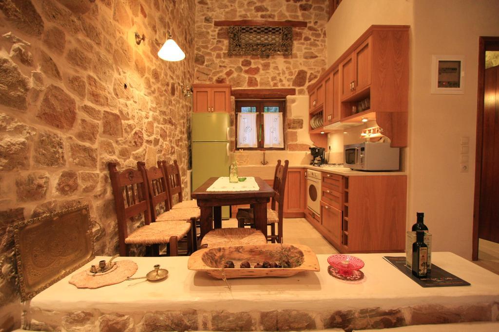 Lithos Traditional Guest Houses Xerokampos  Rom bilde