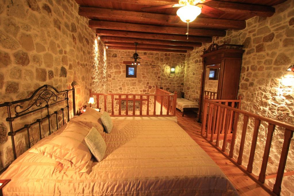 Lithos Traditional Guest Houses Xerokampos  Rom bilde