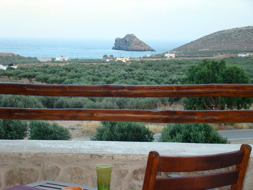 Lithos Traditional Guest Houses Xerokampos  Rom bilde